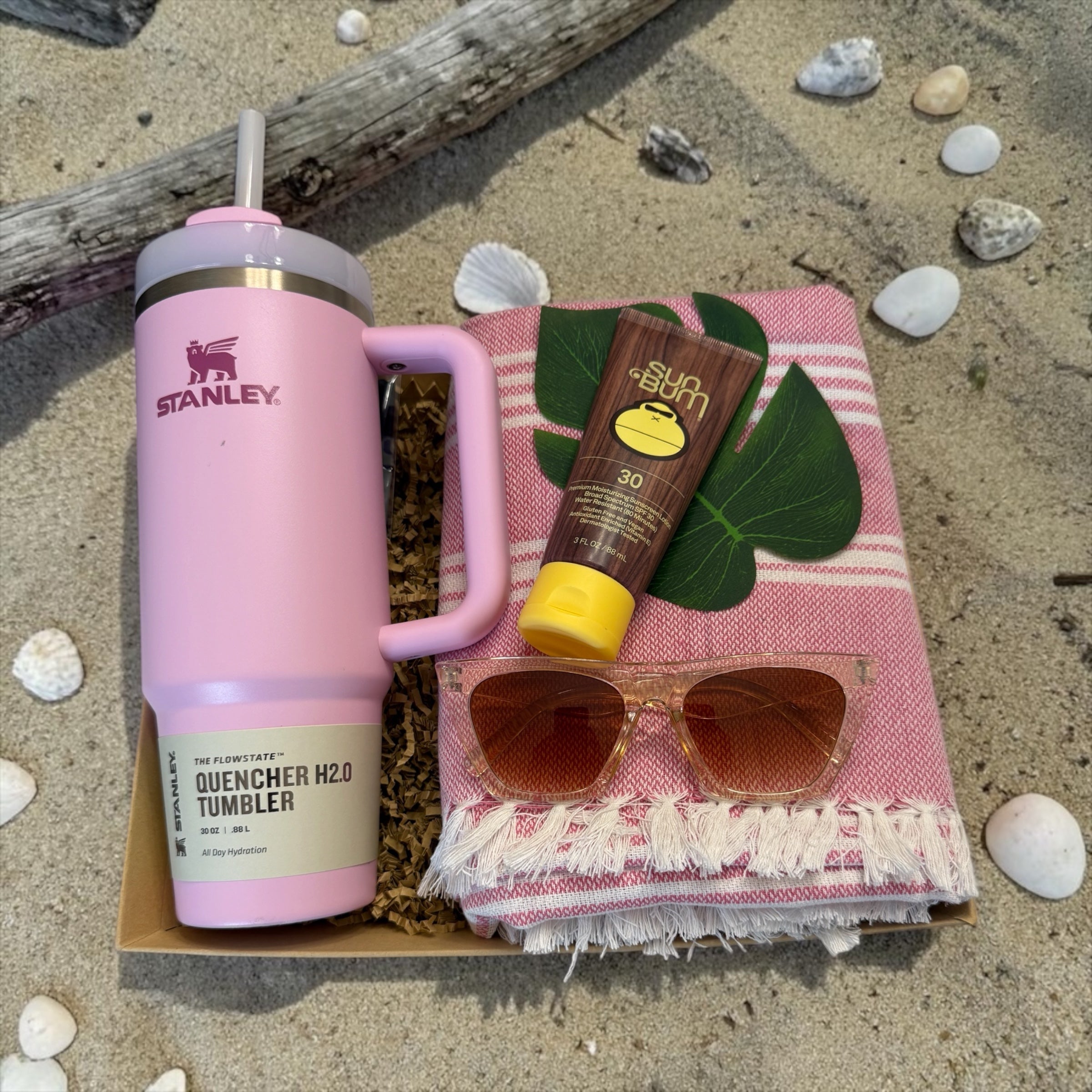 Beach Day Basket — Customizable Tumbler